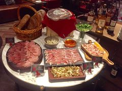 -恰餐厅及酒吧 CHAR Bar & Grill (北京丽都皇冠假日店)