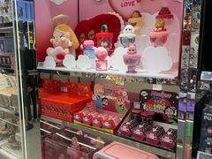 -泡泡玛特POPMART(侨福芳草地店)