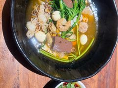 -万记麻辣烫国展总店