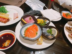 -大中华希尔顿酒店-念自助餐·嗨啤·小龙虾