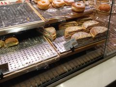 -巴黎贝甜(大宁国际商业广场店)