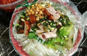 Roast Duck Cold Noodles