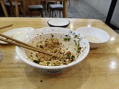 -酒都燃面(龙湾店)