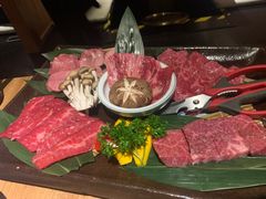 -炼火烤肉店