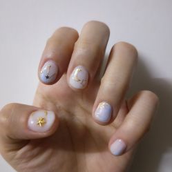 -一笔绣狂草美甲坊