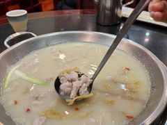 -老来福·非遗酸汤兔(凯旋路店)