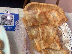 -小鱼小牛·鱼牛干锅·脆鱼火锅(世欧广场店)