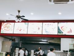 -胡成记口蘑龙眼包子(盐道街店)