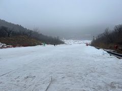 -济南卧虎山滑雪场