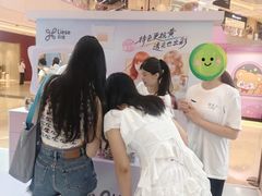 -上海世纪汇广场