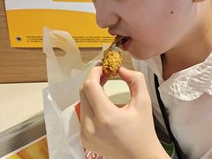 -麦当劳(轻轨曹杨路店)