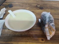 -云南大锅豆浆店