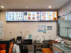 -卷们·现制生日蛋糕·蓝风车动物奶油(金源店)
