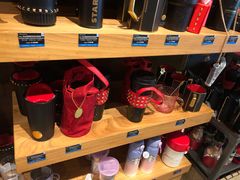 零售区-星巴克臻选(济南万达店)