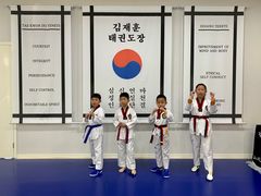 -金载勋跆拳道场(玲东花园店)