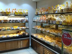 面包甜点陈列柜-长乐饼家(五羊新城店)