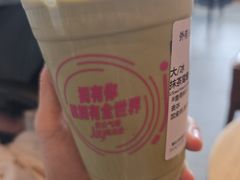 -星巴克(西安曲江银泰店)