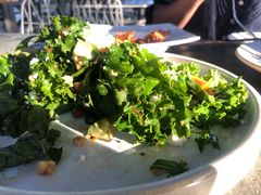 牛油果羽衣甘蓝沙拉-The Rug Cafe(王府中环店)