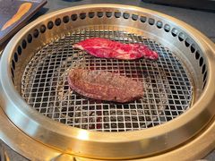 -铭牛烧肉·和牛海鲜自助(高新月牙湖店)