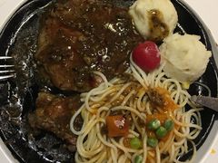 -豪客来牛排(中央花苑店)
