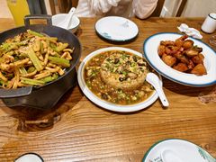 -东来菜馆•手抓海鲜家常菜•海鲜锅贴(鸽子窝店)