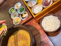 -良米山·云南野生菌过桥米线(上海首店)