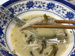 招牌黄鱼面-明呈黄鱼面馆(斜土路店)