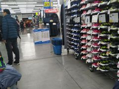 -迪卡侬(鲁泰大道店)
