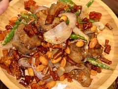 -聚汇三少·龙虾·中餐厅(莫邪路新天地店)