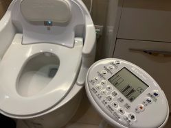 -莉泽月子中心(凯旋江景店)