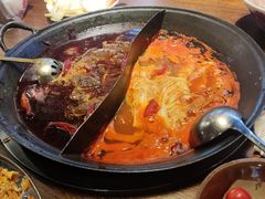 -萍姐火锅·公路夜市(武汉首店)