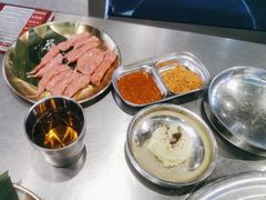 -哈哈碳都·牛肋条无限自助烤肉(台江万达店)