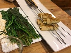 -欢乐牧人蒙古炭烤羊腿(四平路店)