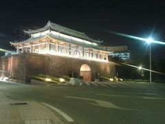 android_upload_pic-迎恩门城楼