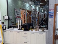 -茂菊口腔连锁(浦东南路店)