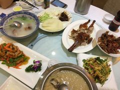 -关东风老北方菜馆(桂芳园店)