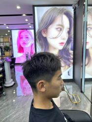 -藤野造型烫染·漂发