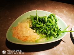 鸡汁腐皮香蒿-新白鹿餐厅(金鹰新街口店)