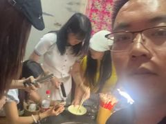 -边江铁锅炖鱼(振八街店)
