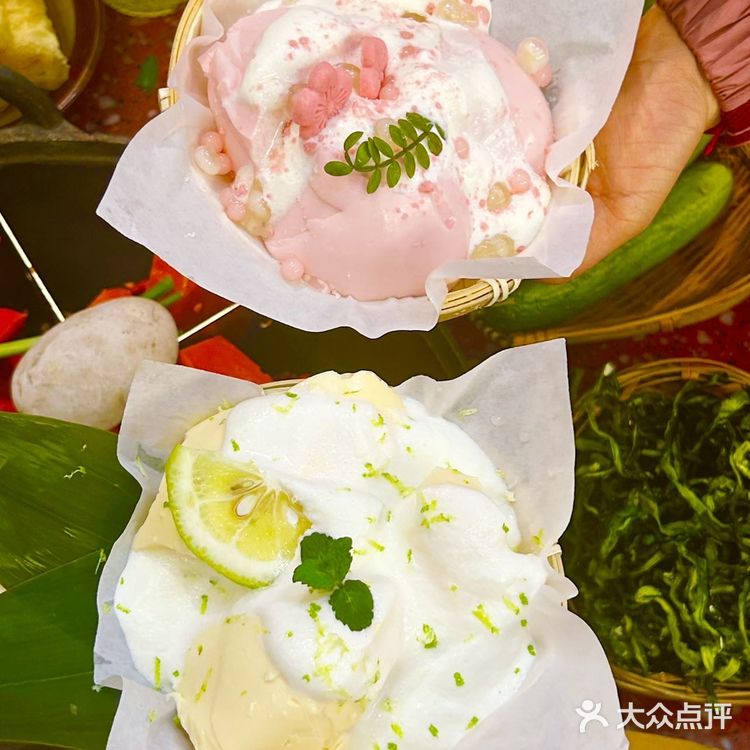 这才是杭州火锅该有的样子‼️把春天吃进嘴巴里......