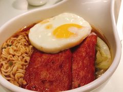 -新大咀港式茶餐厅(宝山万达店)