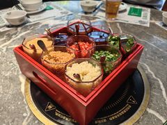 九宫格酱料-禄婶鸡煲·打边炉