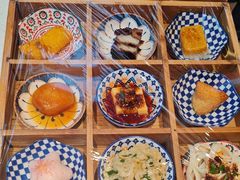 -阿瓦山寨·湘菜现炒·剁椒鱼头王(咸阳总店)