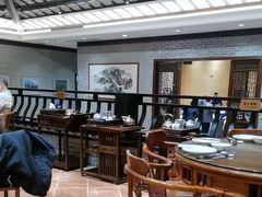-龙悦湾酒家·八阵鱼生·渔人码头店