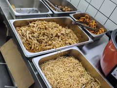 -香里香自助盒饭(红旗街店)