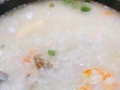生滚海鲜粥-覃记海鲜美食餐厅