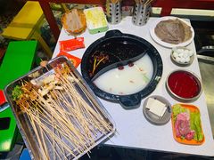 鸳鸯锅-钢管厂歆瑞源油卤串串香(春熙路太古里店)