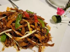 黑叉烧手撕杏鲍菇-山泉公馆酒家(广州东站店)