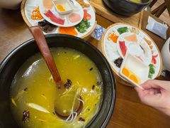 -芸南道·过桥米线(昆明老街旗舰店)