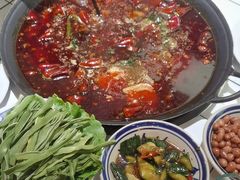 -旧街市鲜货老火锅(大光路店)